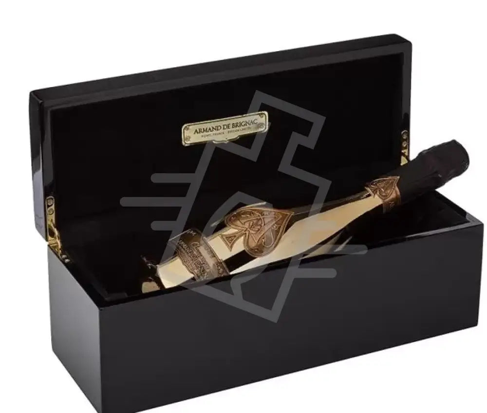 ARMAND DE BRIGNAC Champagne Brut Gold 1,5l FADD.(lakkozott)
