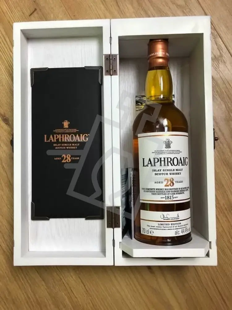 LAPHROAIG Whisky 28y 0,7l Limited Edition Islay Single Malt S. 44,4% FADD.