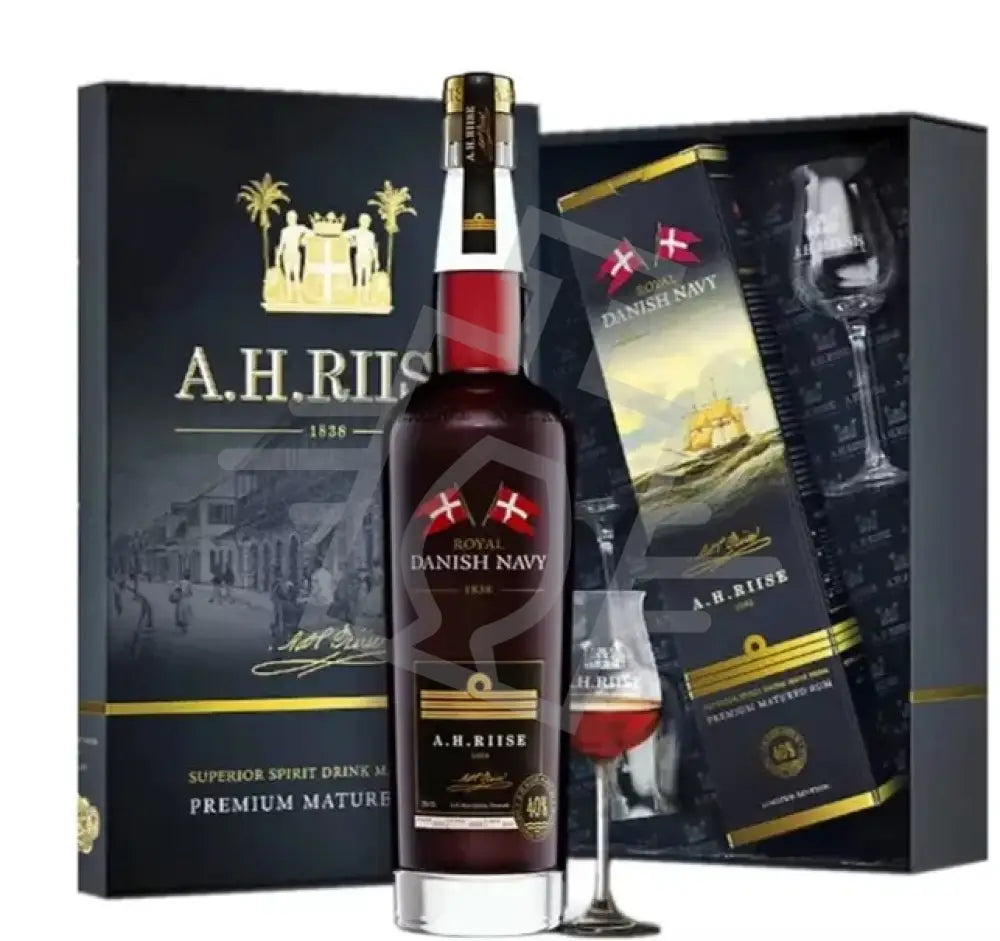 A.H. RIISE Rum Royal Danish Navy 0,7l Limited Edition 40% DD. + 2 pohár