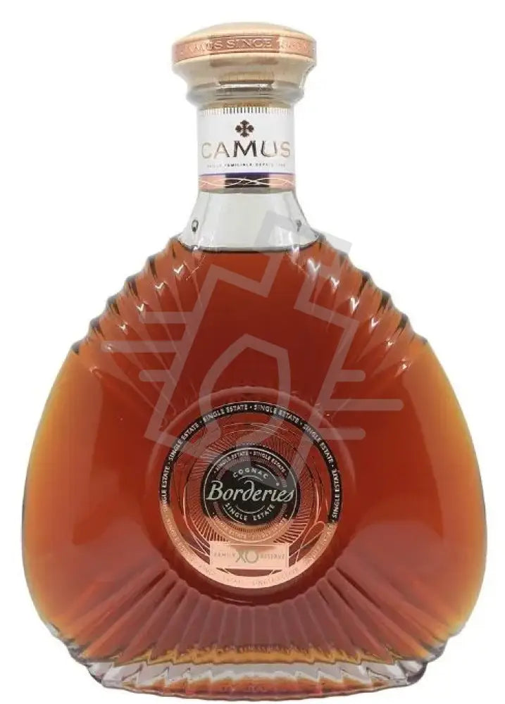 CAMUS Konyak XO 0,7l Borderies Family Reserve 40% DD.