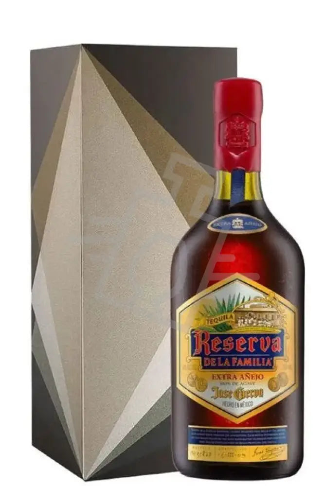 JOSE CUERVO Tequila Reserva De La Familia 0,7l Extra Anejo 2020 38% FADD.