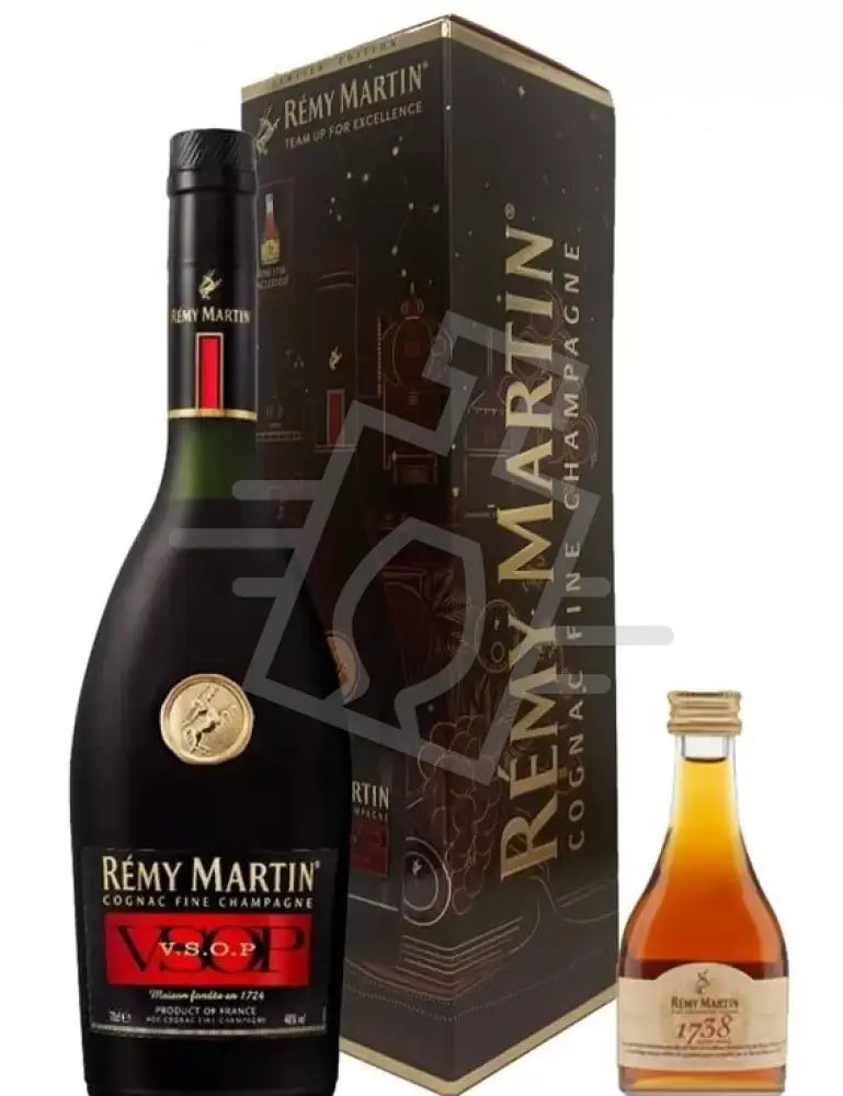 REMY MARTIN Konyak VSOP 0,7l Fine Champagne 40% DD. + 0,05l Accord R. 40%